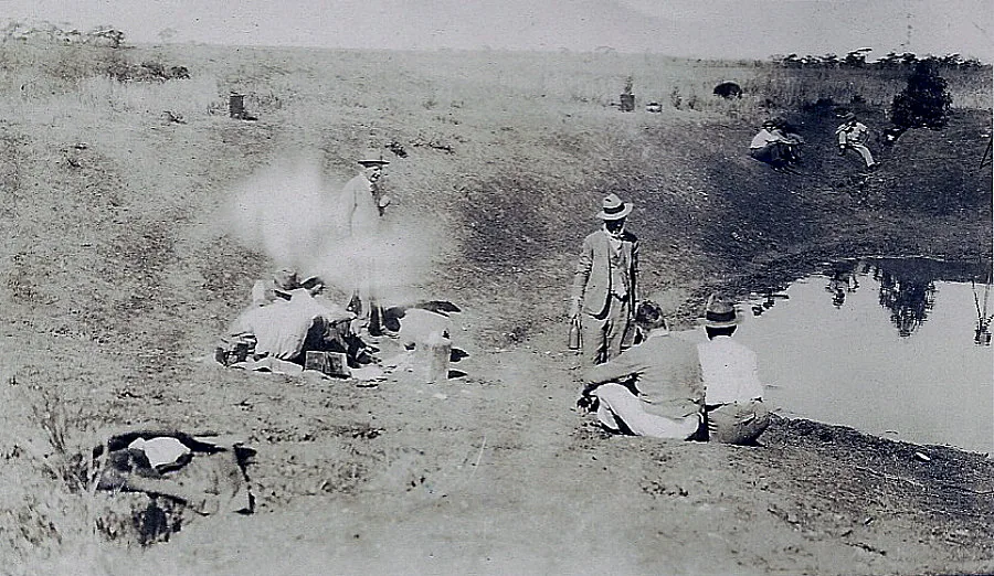En 1932, Australia mandó soldados con ametralladoras a acabar con 20.000 emús: un mes después, el ejército se retiró y las aves ganaron la guerra