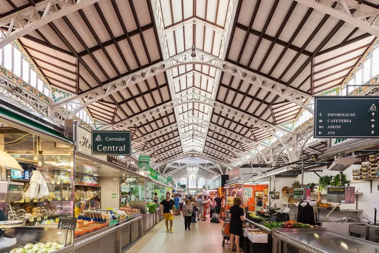 En 1909, un matrimonio abrió una tienda de ultramarinos en Valencia: 117 años después cierra Palace Fesol, la casa de arroces a la que Imperio Argentina puso nombre