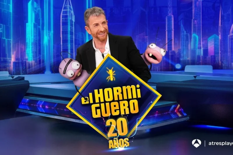 David Bisbal (47 años), en El Hormiguero: «Para calmarme me abrazo a ella», su remedio contra los nervios con Rosanna Zanetti