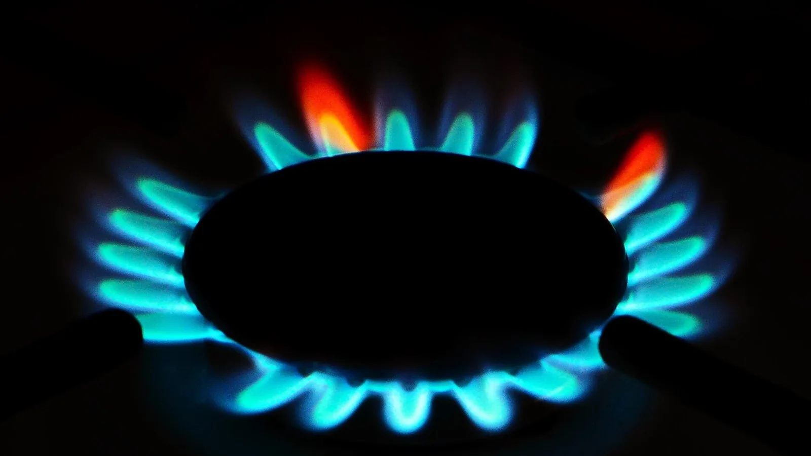 Ojo si tienes la TUR del gas: la rebaja de este otoño se devuelve con intereses