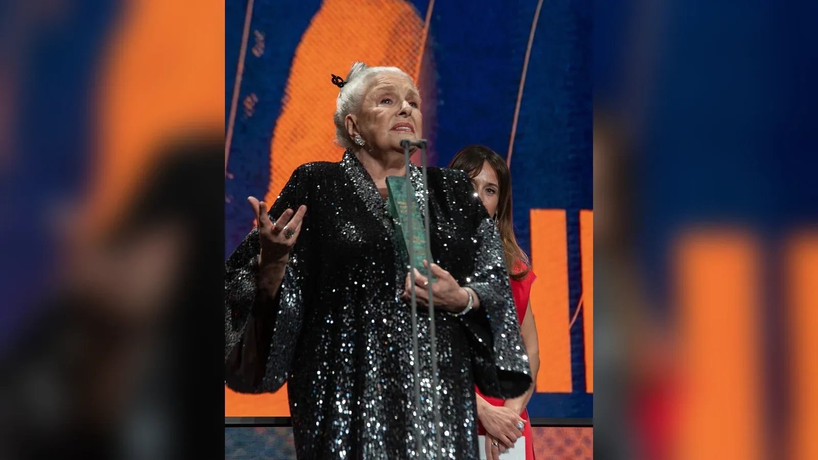La actriz Lola Herrera en el escenario del Festival de Málaga