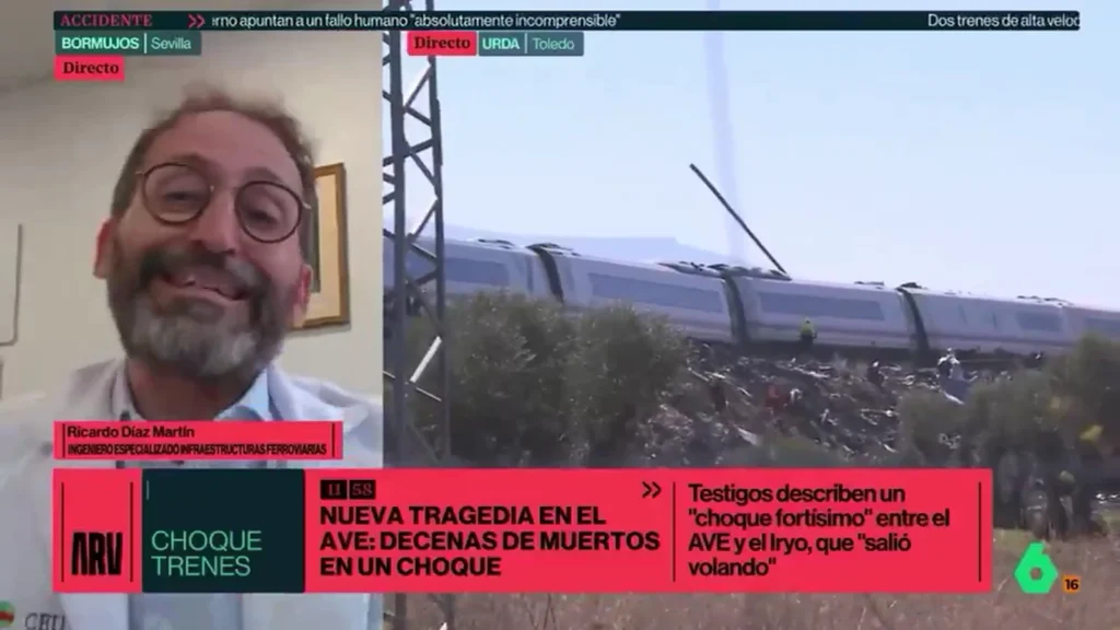 El ingeniero Ricardo Díaz Martín, en laSexta, junto a la imagen de los vagones del AVE siniestrado en Urda